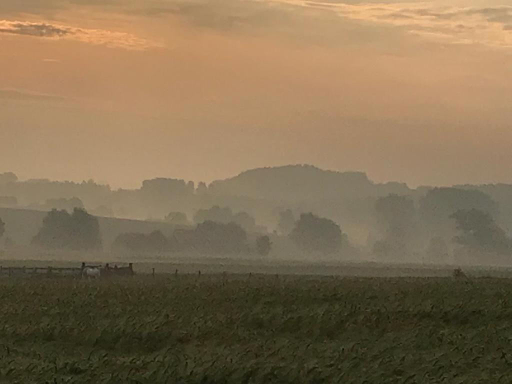 Kompas Gite Ellezelles Buitenkant foto